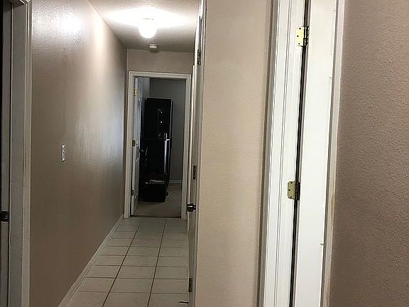 5th image of 8620 Villa Largo Dr