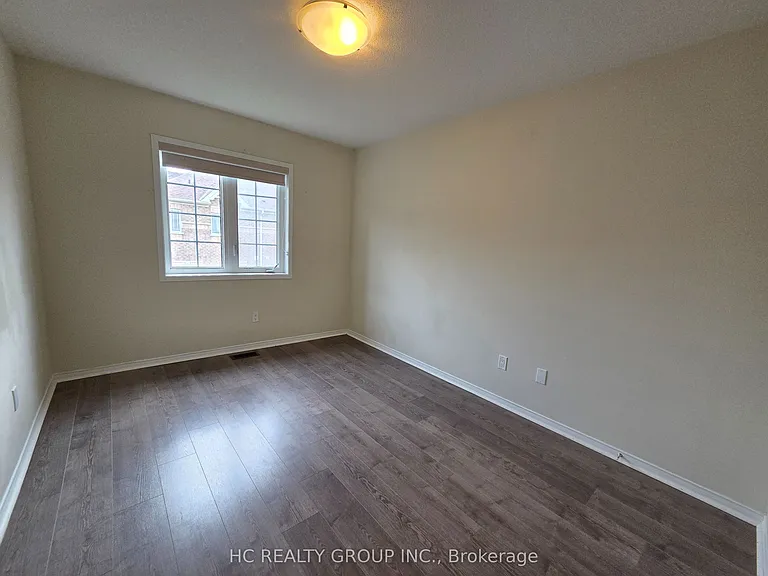 64 Rimrock Cres N — Photo 19