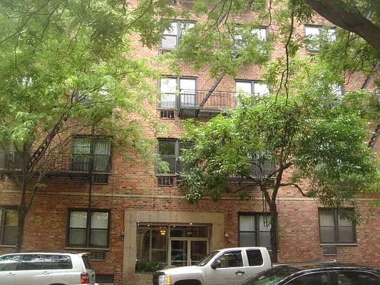 Rented by Paley Management | media 9