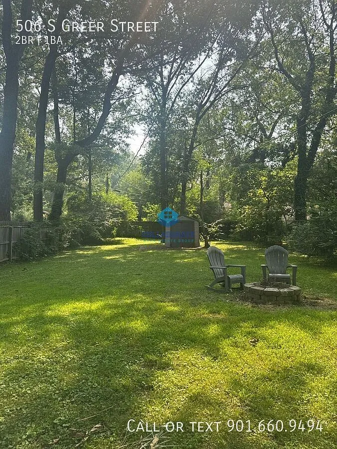 Charming East Buntyn Bungalow with Hardwood Floors & Spacious Fenced Yard — Photo 4