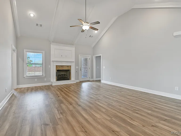 1405 Wildlife Way — Photo 5