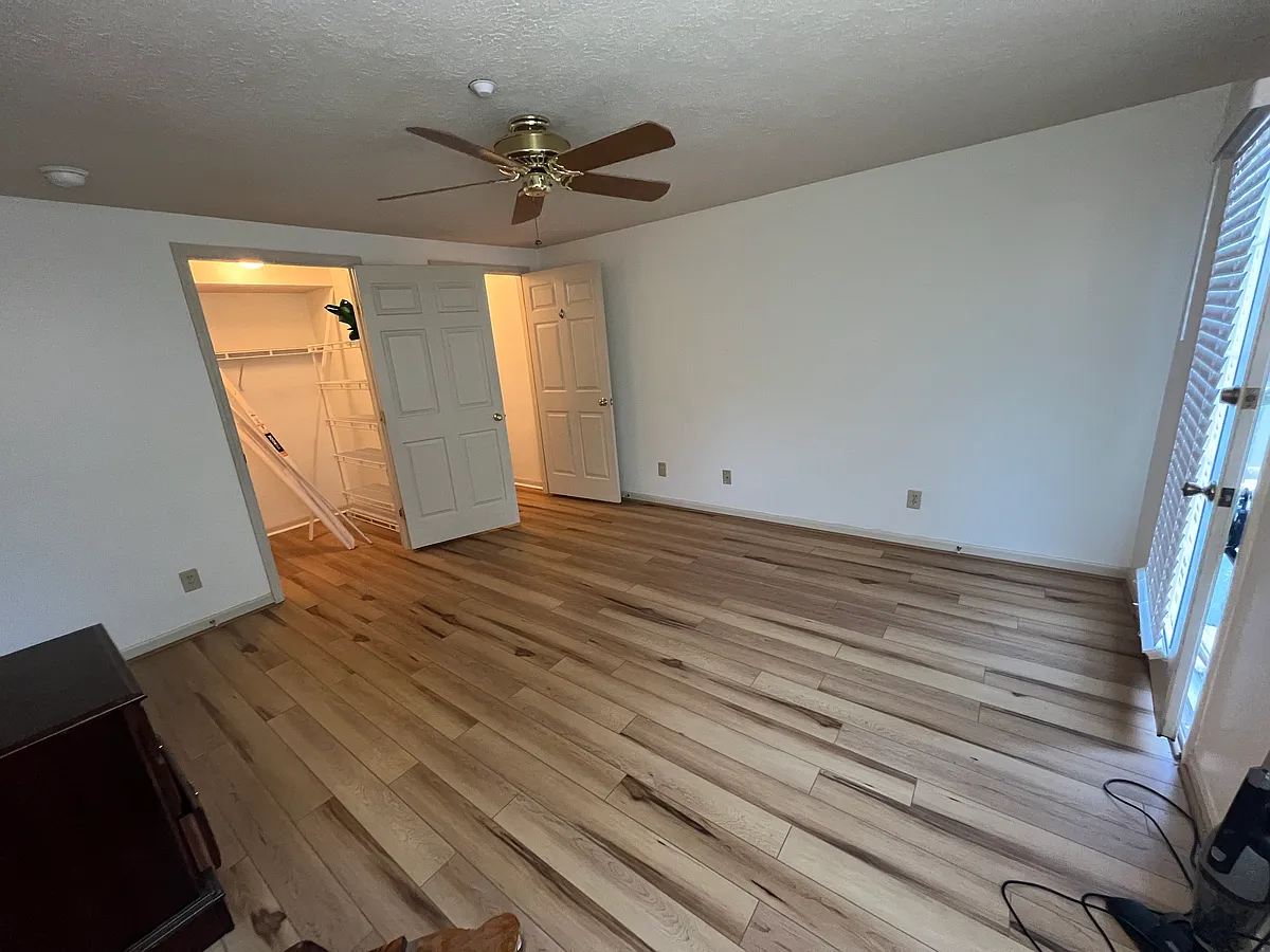 Building Photo - 28 Inverness Cir