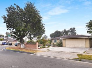 913 S Laurel St, Santa Ana, CA 92704
