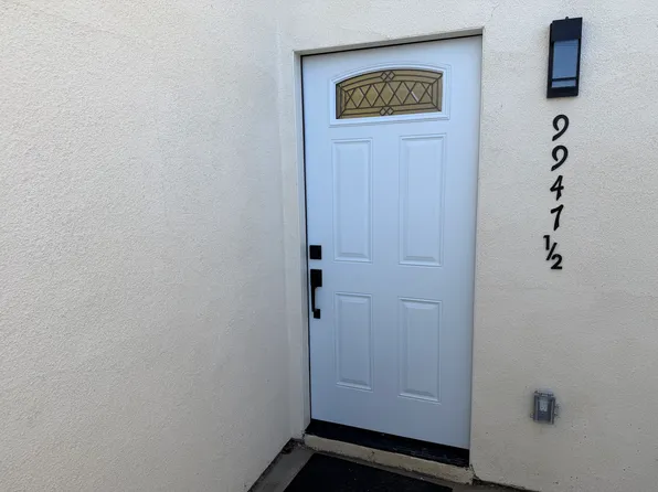 9947 1/2 Columbus Ave, Mission Hills, CA 91345