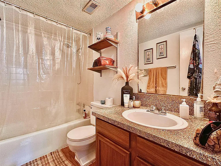 2808 Whitis Ave #C103 — Photo 5