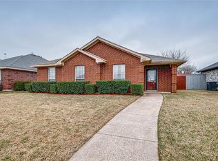 1825 Cool Springs Dr, Mesquite, TX