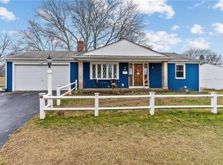 147 Glenrose Dr, Riverside, RI 02915