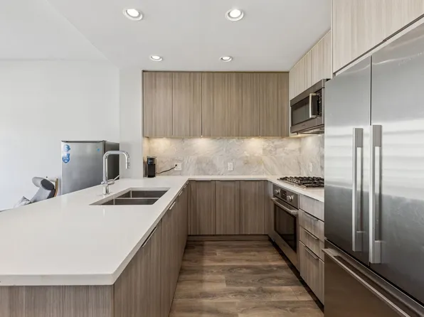 3289 Riverwalk Ave #510, Vancouver, BC V5S 0G2