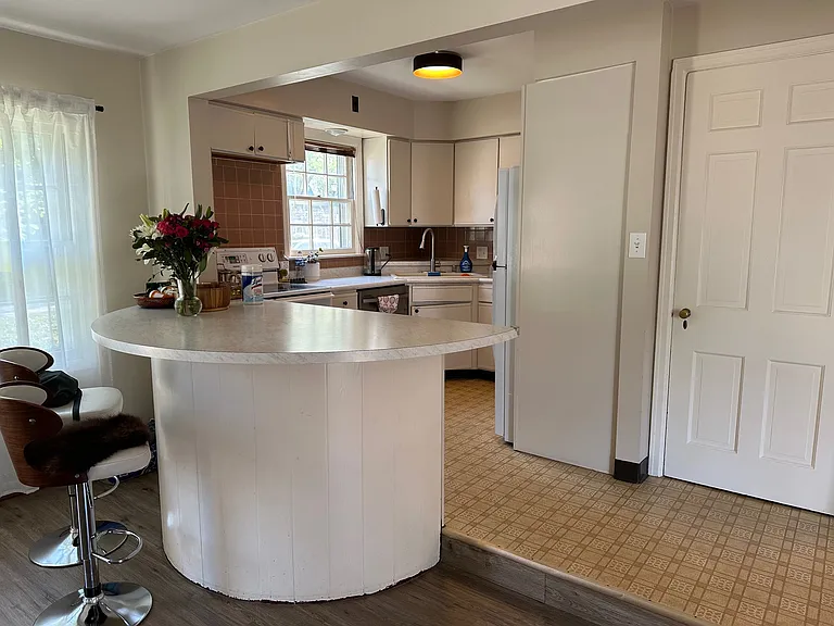 5100 N Idlewild Ave — Photo 8