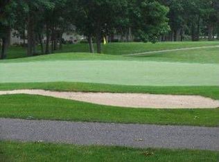 1731 Prestwick Dr, Lake Geneva, WI 53147