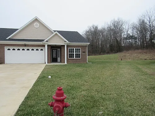 172 Shirley Blvd Photo 1