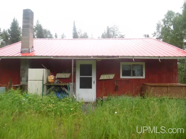 Sz Rd, Arnold, MI 49819