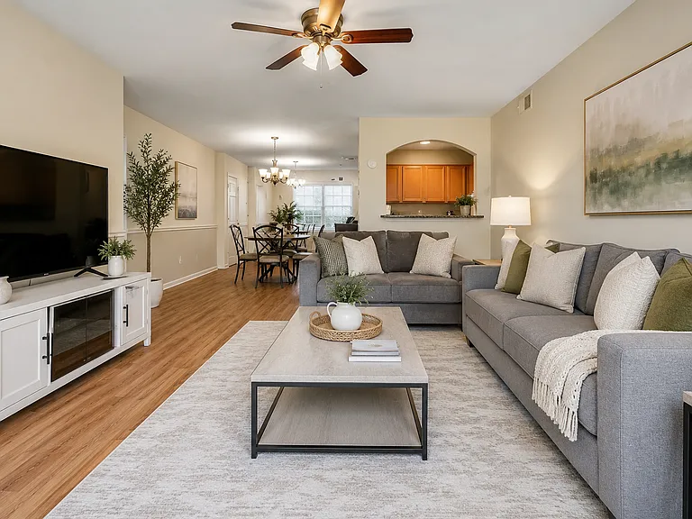10609 Braes Bend Dr — Photo 1