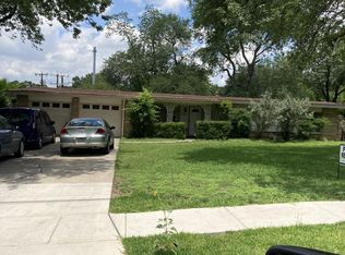 405 Antler Dr, Castle Hills, TX 78213