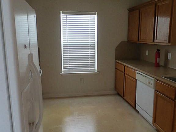 2nd image of 14214 Beech Meadow Dr