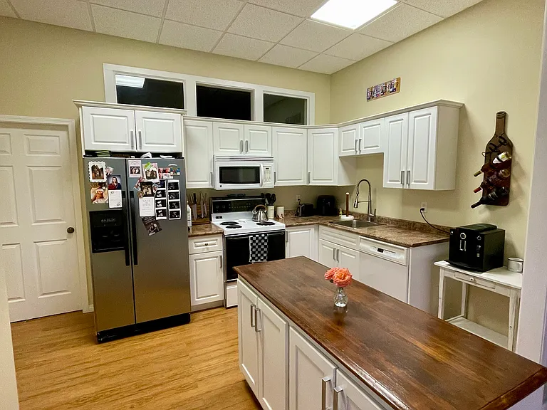 8590 Sunrise Dr — Photo 3
