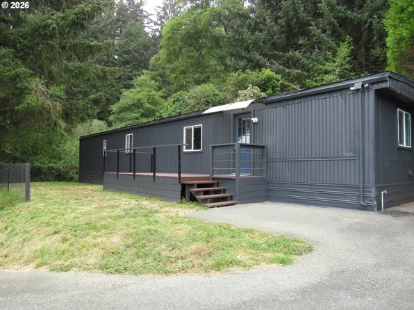 99367 Winchuck River Rd, Brookings, OR 97415