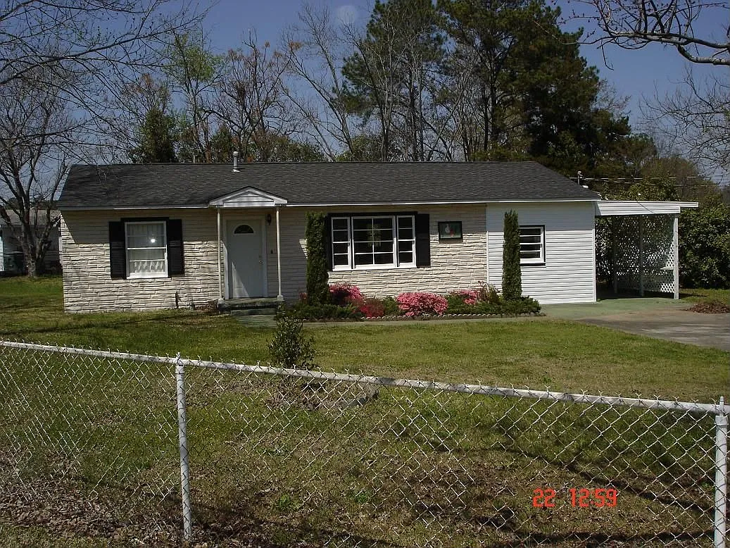 101 Demetree Rd photo 1