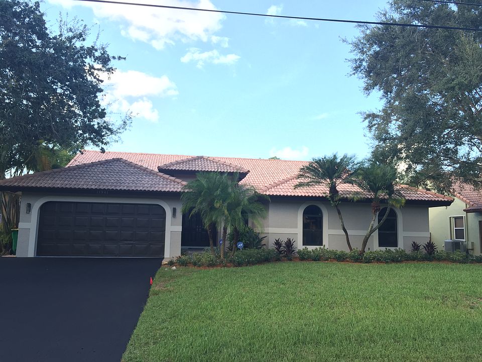 1st image of 11941 NW 24th St