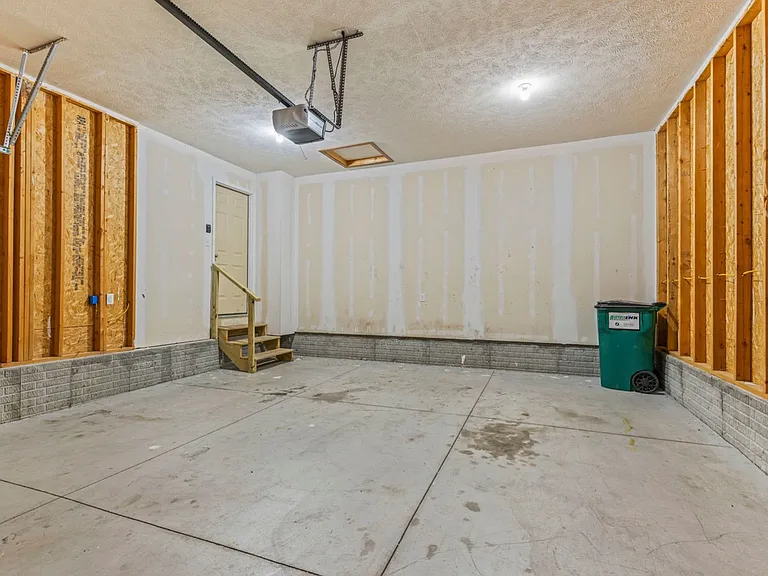 2916 W Arlington St — Photo 24