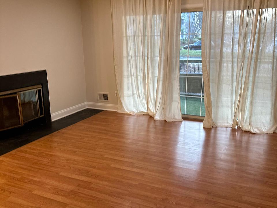 Living Room 3