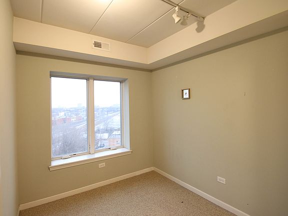 5th image of 2272 S Archer Ave Unit 7C