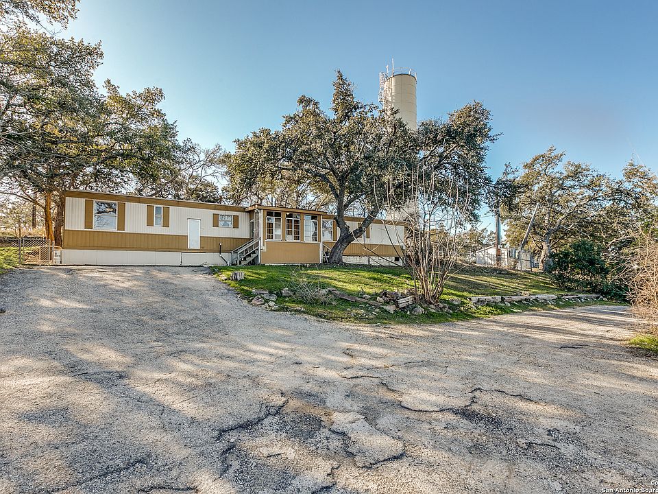 1st image of 1018 Nakoosa Dr