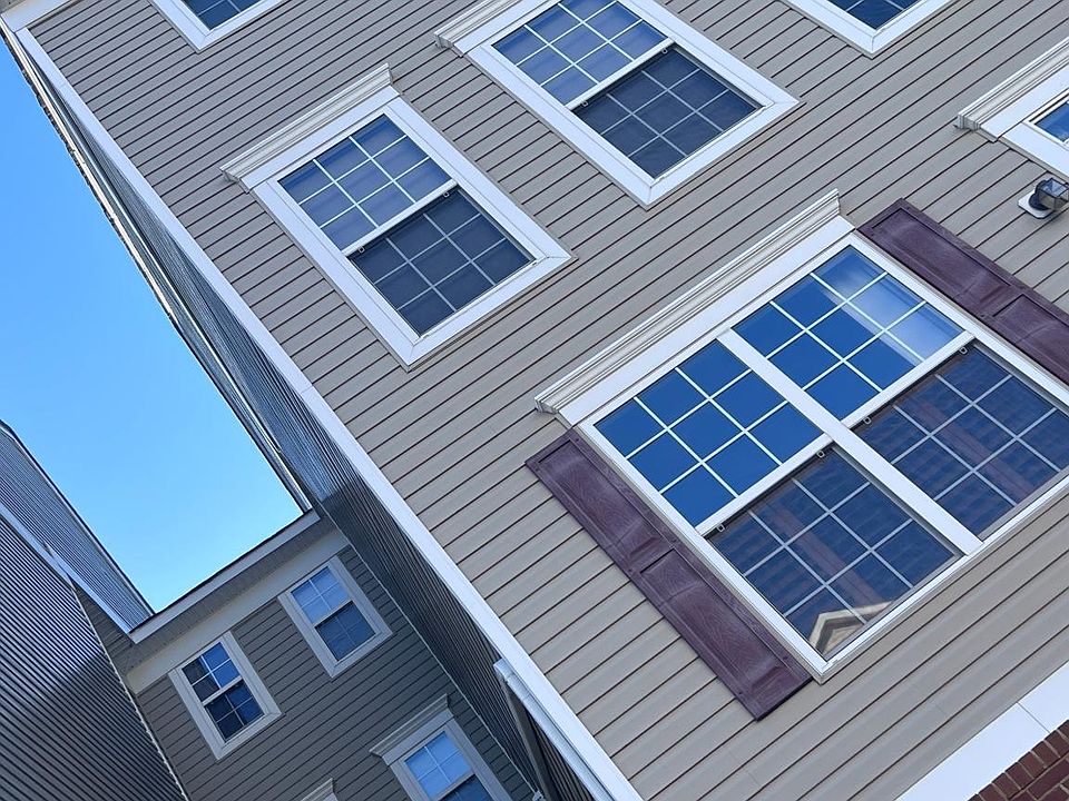 1st image of 13677 Venturi Ln #236