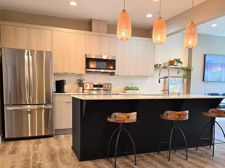 Custom lighting and paint for an elegant space to live