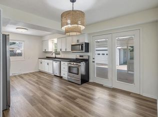 3410 E 32nd St, Des Moines, IA 50317