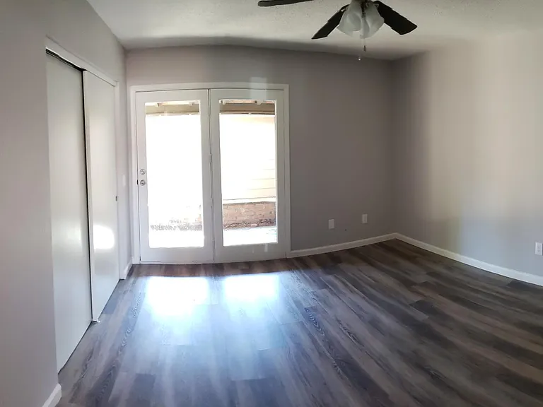 3622 S Milam St — Photo 12
