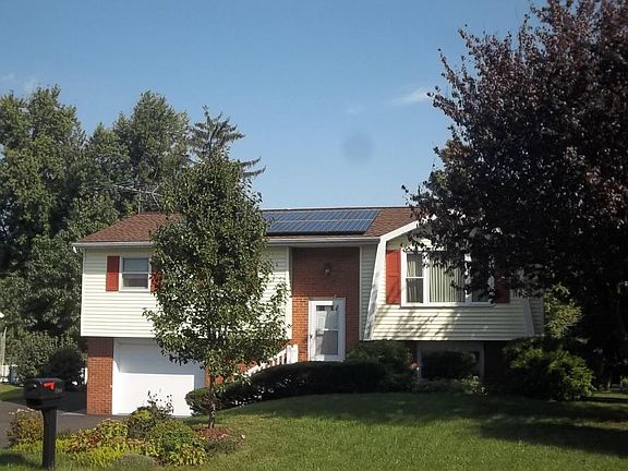 2nd image of 1560 Jody Ave