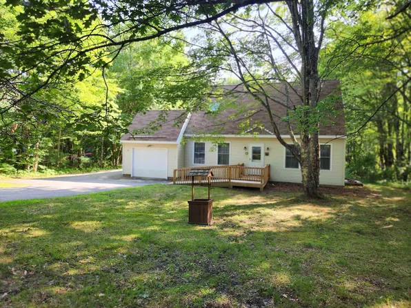 86 Redding Lane, Moultonborough, NH 03254