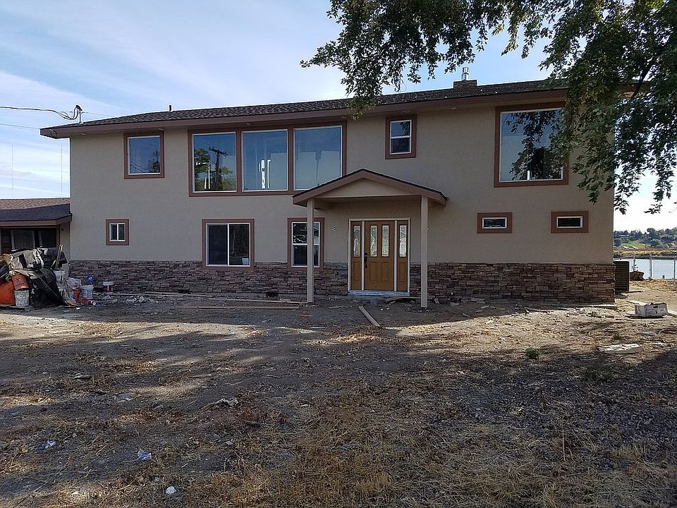 1st image of 2437 W Lakeside Dr