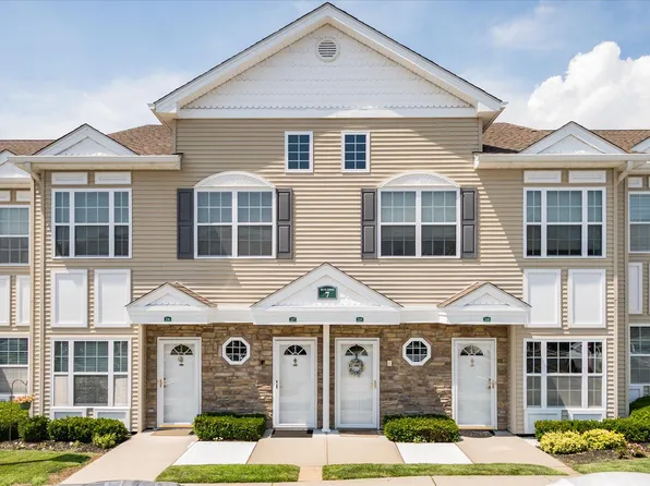 217 Spring Drive, East Meadow, NY 11554