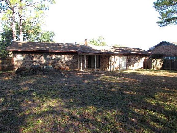 2nd image of 601 Tahoe Ave