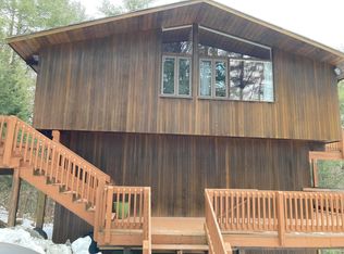 433 Fairbanks Turn, Hartford, VT 05047