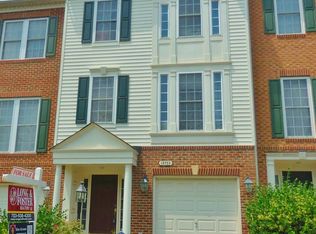 12733 Heron Ridge Dr, Fairfax, VA 22030