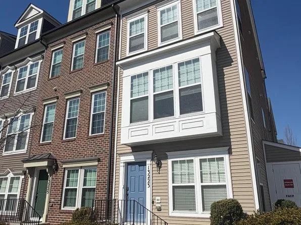 13223 Orsay St #1306, Clarksburg, MD 20871