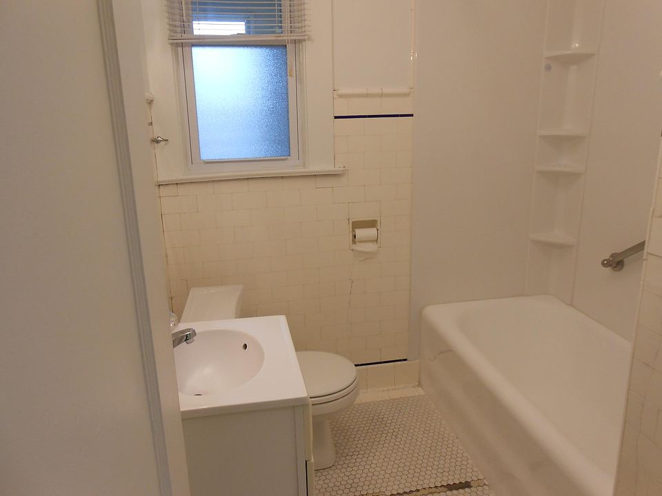 2nd image of 425 Wheeler Ave #1-B