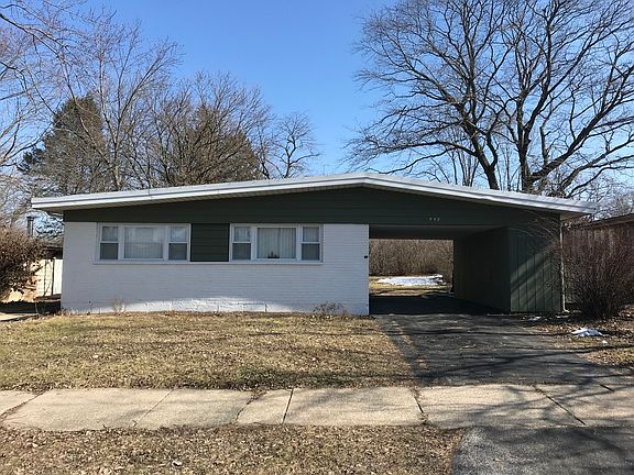 2nd image of 445 Shabbona Dr