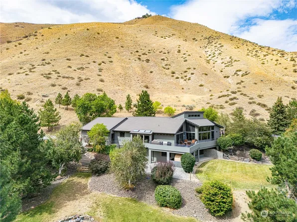 2180 Number 2 Canyon Rd, Wenatchee, WA 98801