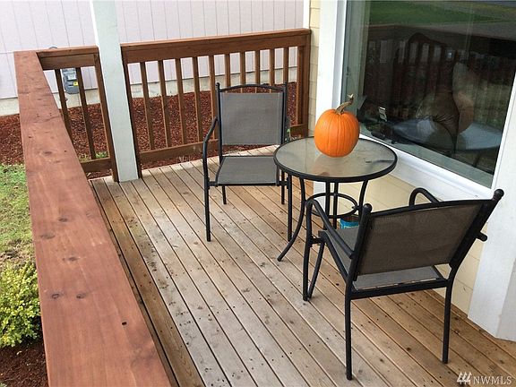 5th image of 5041 Carole Dr NE