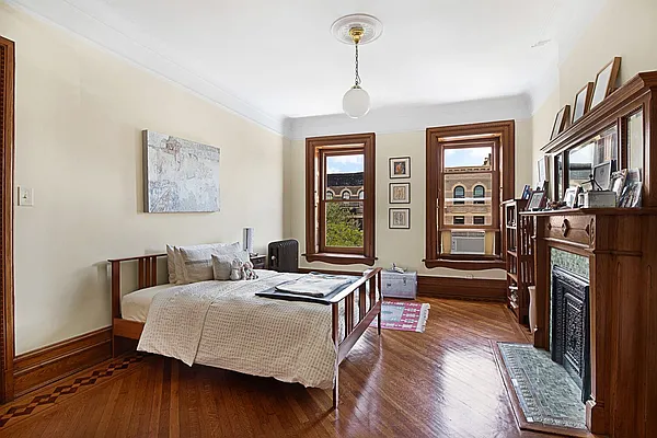 Sold by Compass | media 11