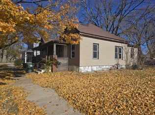 206 Clay St, Waterloo, IA 50703