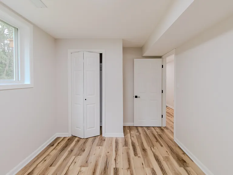 6530 E 3rd Ave — Photo 28