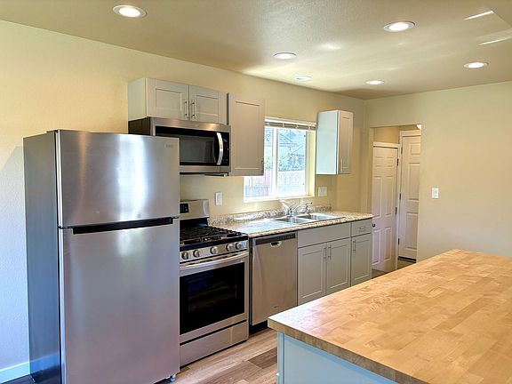 4th image of 7036 N Westanna Ave