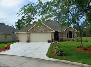 2802 Lake Forest Dr, Montgomery, TX 77356