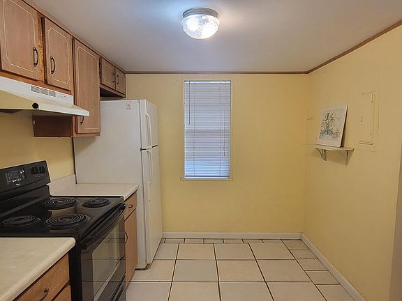 5th image of 2302 Sunrise Boulevard #1-103