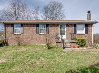2586 Fairview Blvd, Fairview, TN 37062